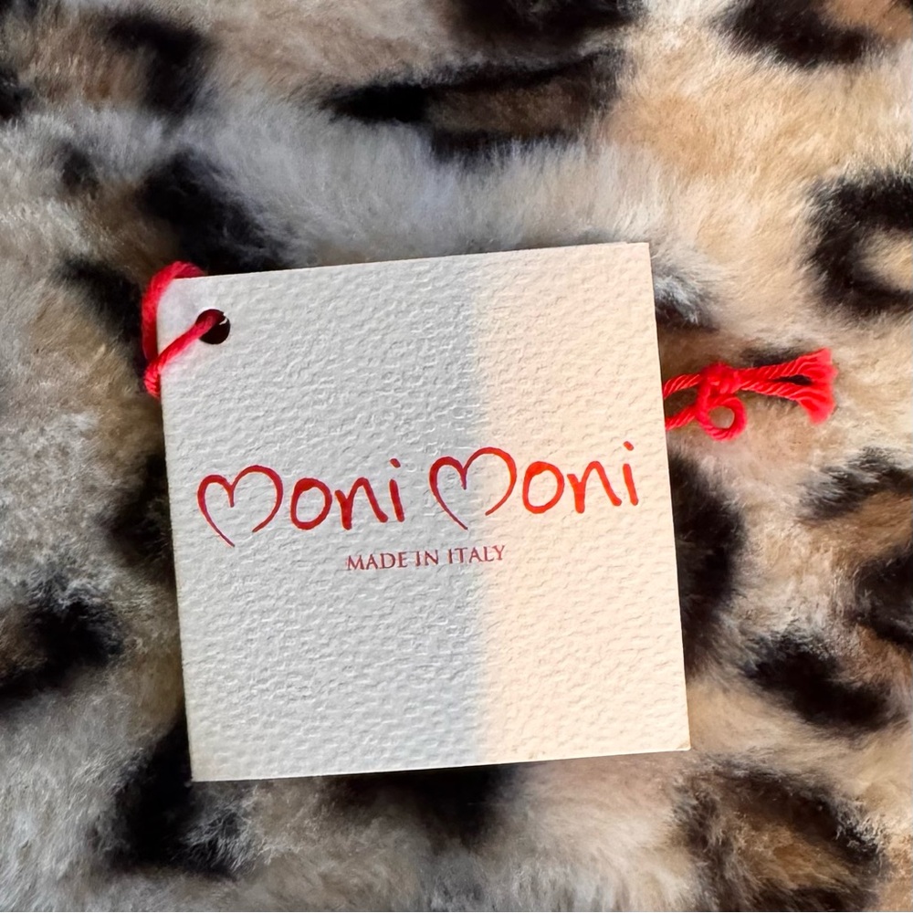 Moni Moni Splendor Satchel/Tote in Tan - Picture 9 of 9